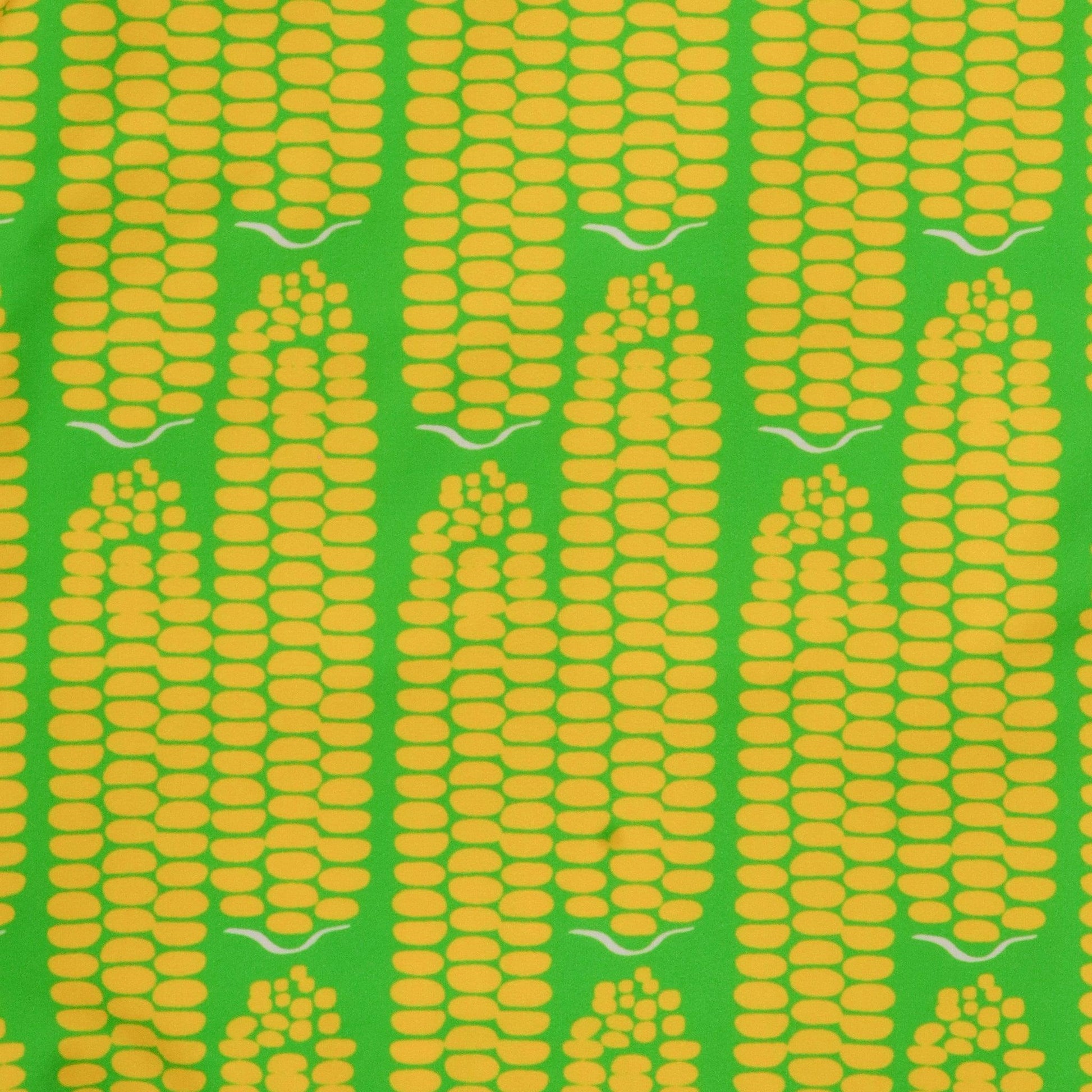 close up of the corn on the cob detailing