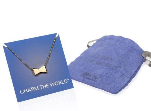  Packaged in lovely soft velvet bag