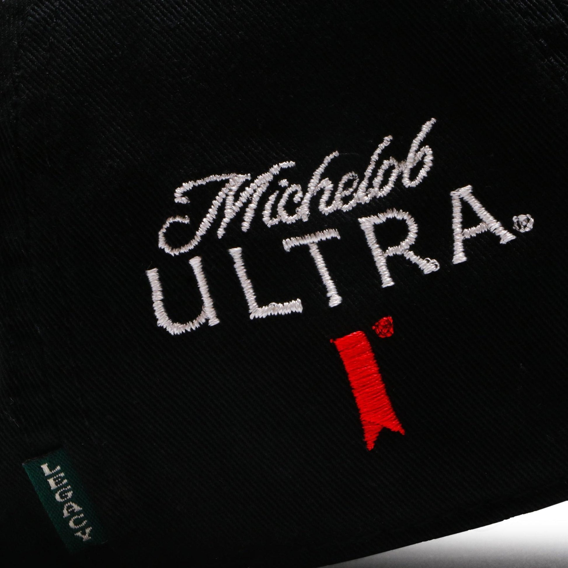 detail of michelob ultra logo